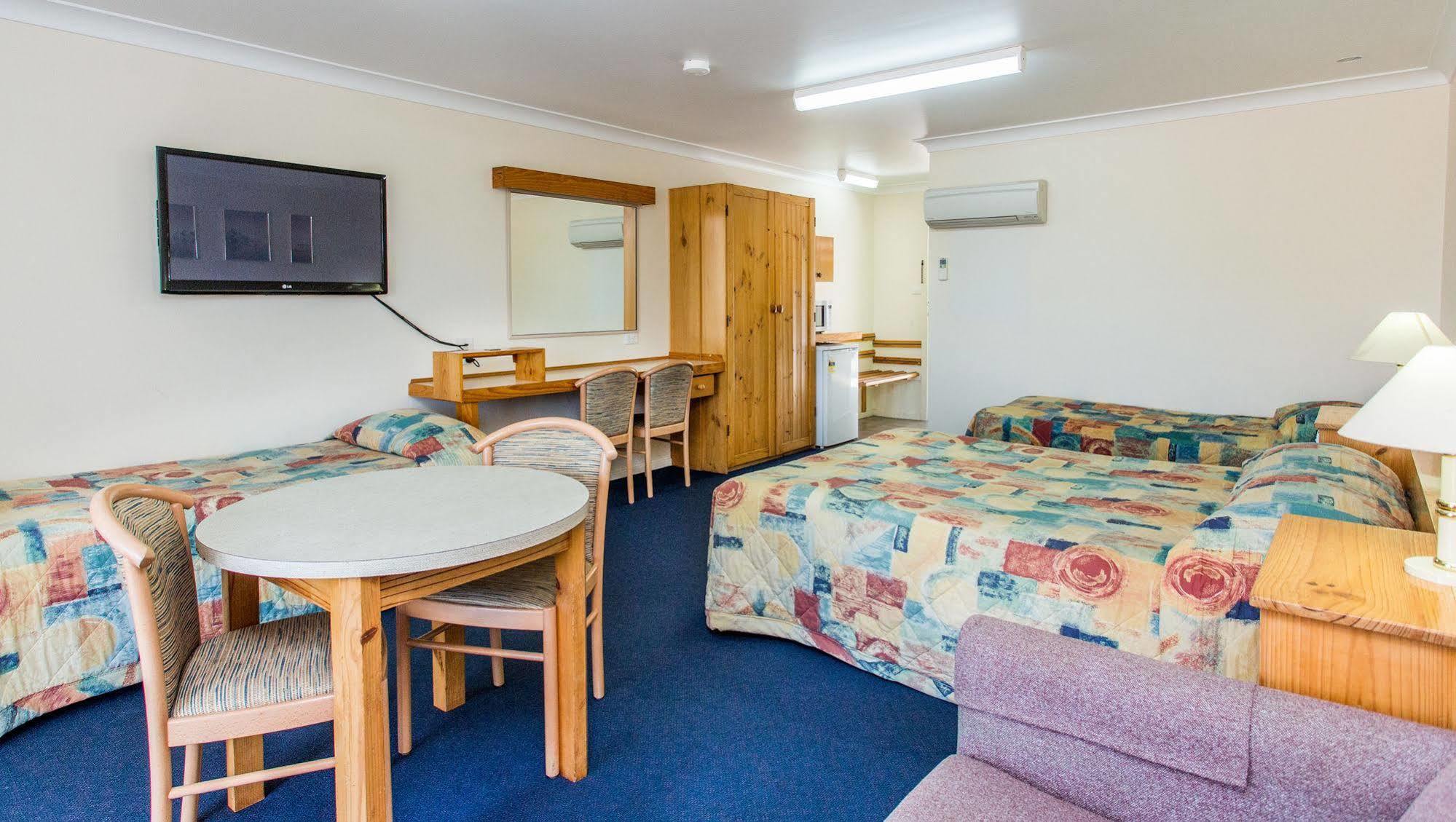 Econo Lodge Alabaster Cowra Eksteriør billede